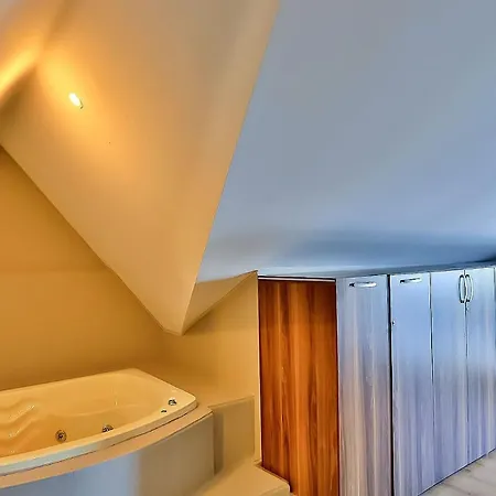 3 Bedroom In Oludeniz - 5832 וילה פאטהיה